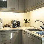 Aktivi Sunny & Quiet Modern كالاماتا