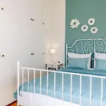 Aktivi Sunny & Quiet Modern شقة كالاماتا
