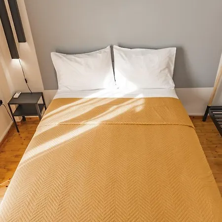 Aktivi Sunny & Quiet Modern Apartman Kalamáta