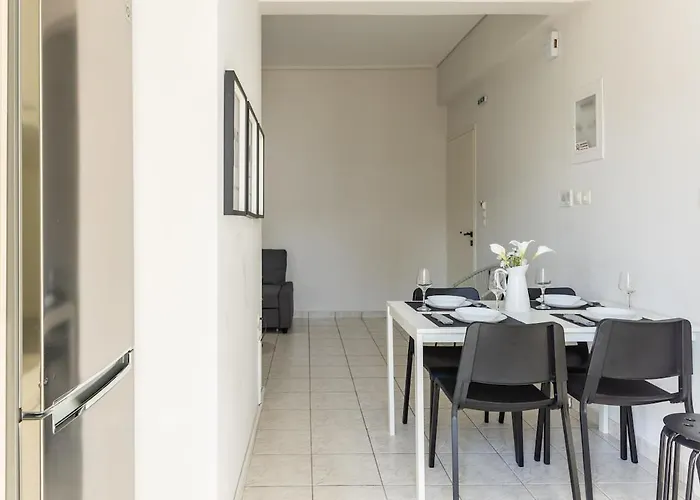 Aktivi Sunny & Quiet Modern * Calamata