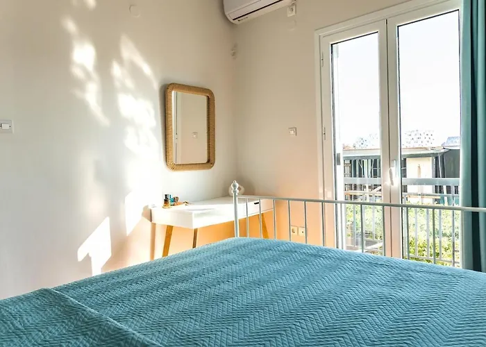 Aktivi Sunny & Quiet Modern Apartamento Calamata